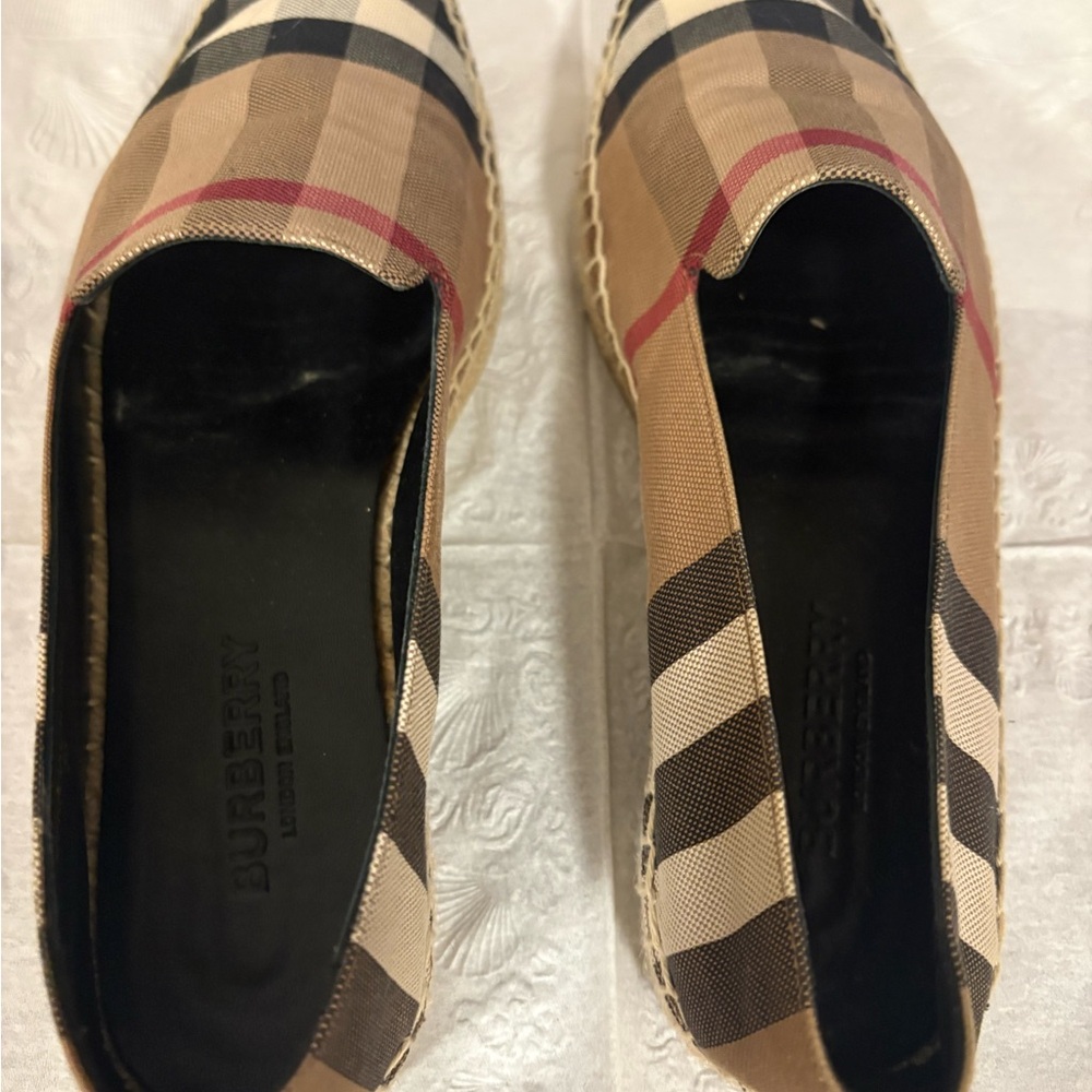 Burberry Women's Check Espadrilles - Brown, Black, and Red